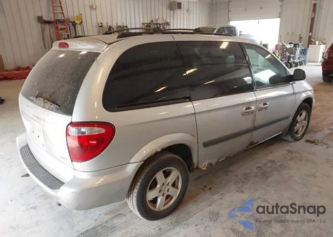 2005 Dodge Caravan Sxt from USA, damaged, VIN 1D4GP45RX5B286270